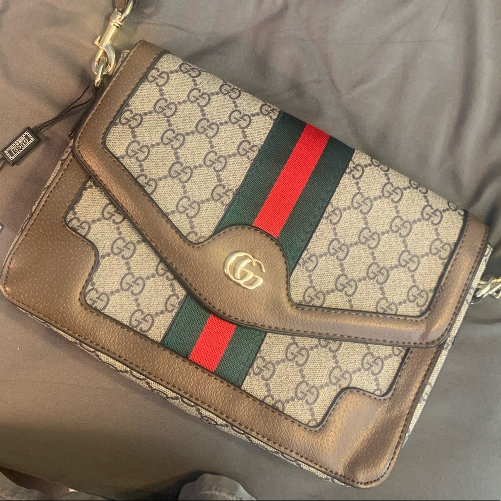 Gucci purse